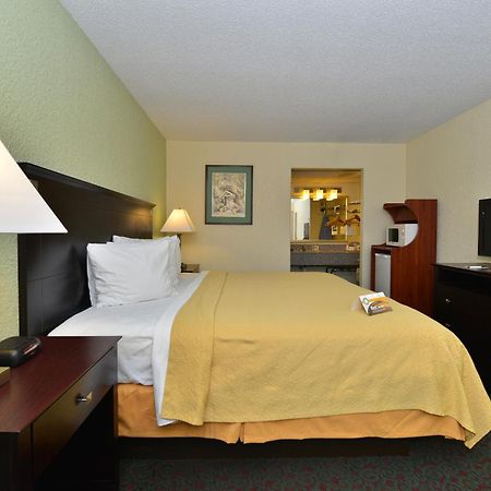 Huntingburg Quality Inn חדר תמונה