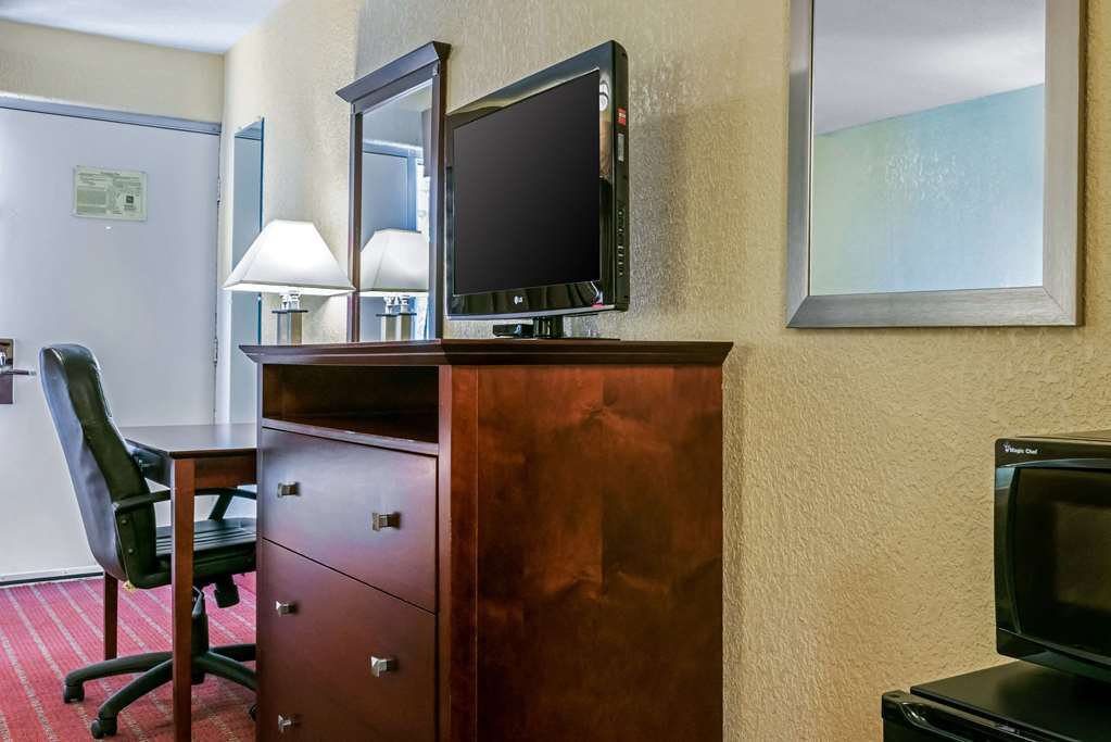 Huntingburg Quality Inn חדר תמונה