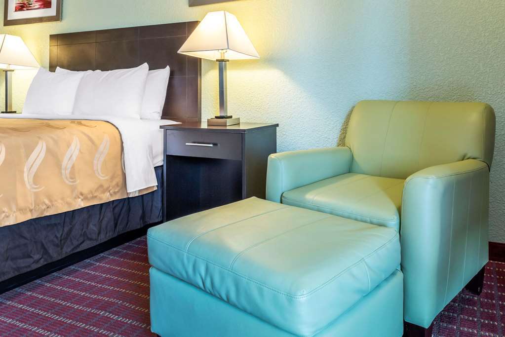 Huntingburg Quality Inn חדר תמונה