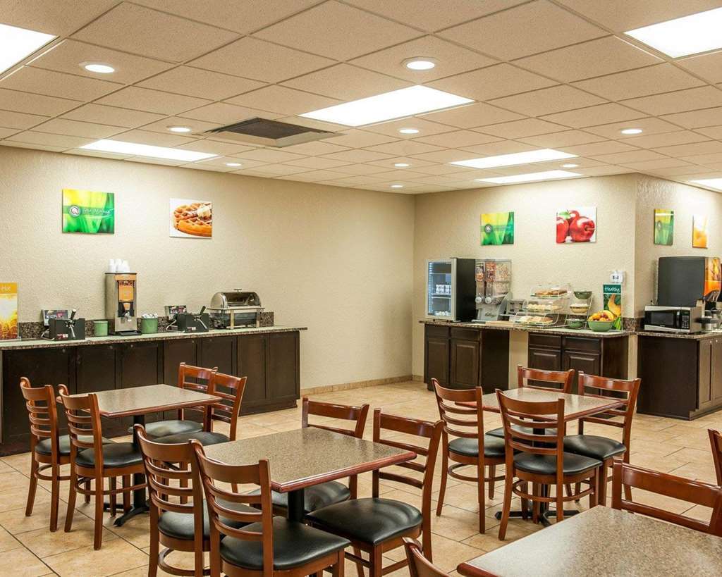 Huntingburg Quality Inn מסעדה תמונה