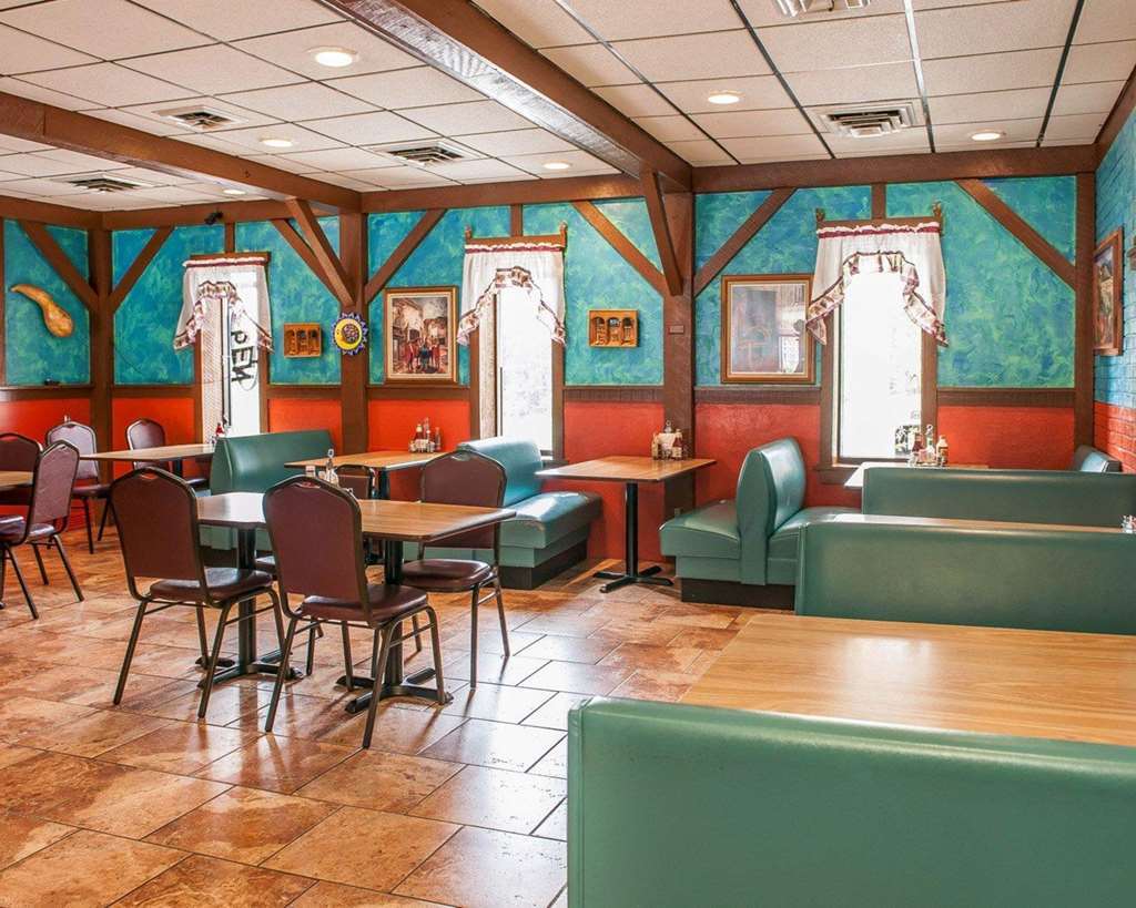 Huntingburg Quality Inn שירותים תמונה