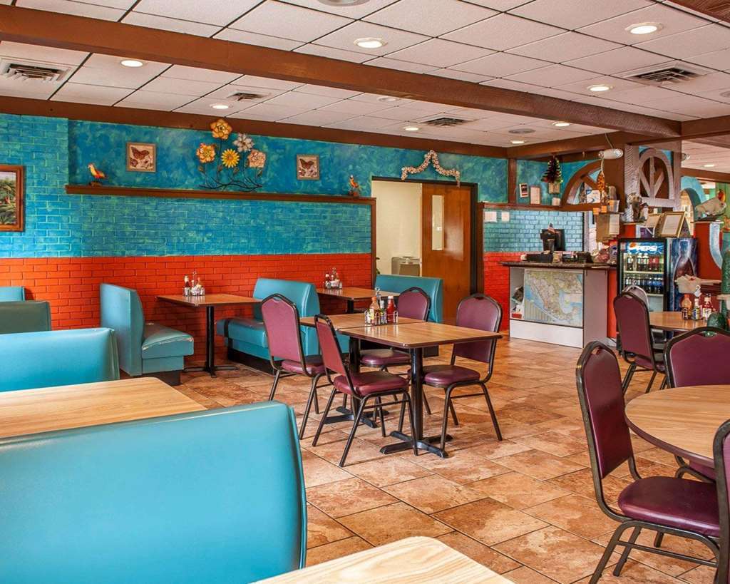 Huntingburg Quality Inn שירותים תמונה