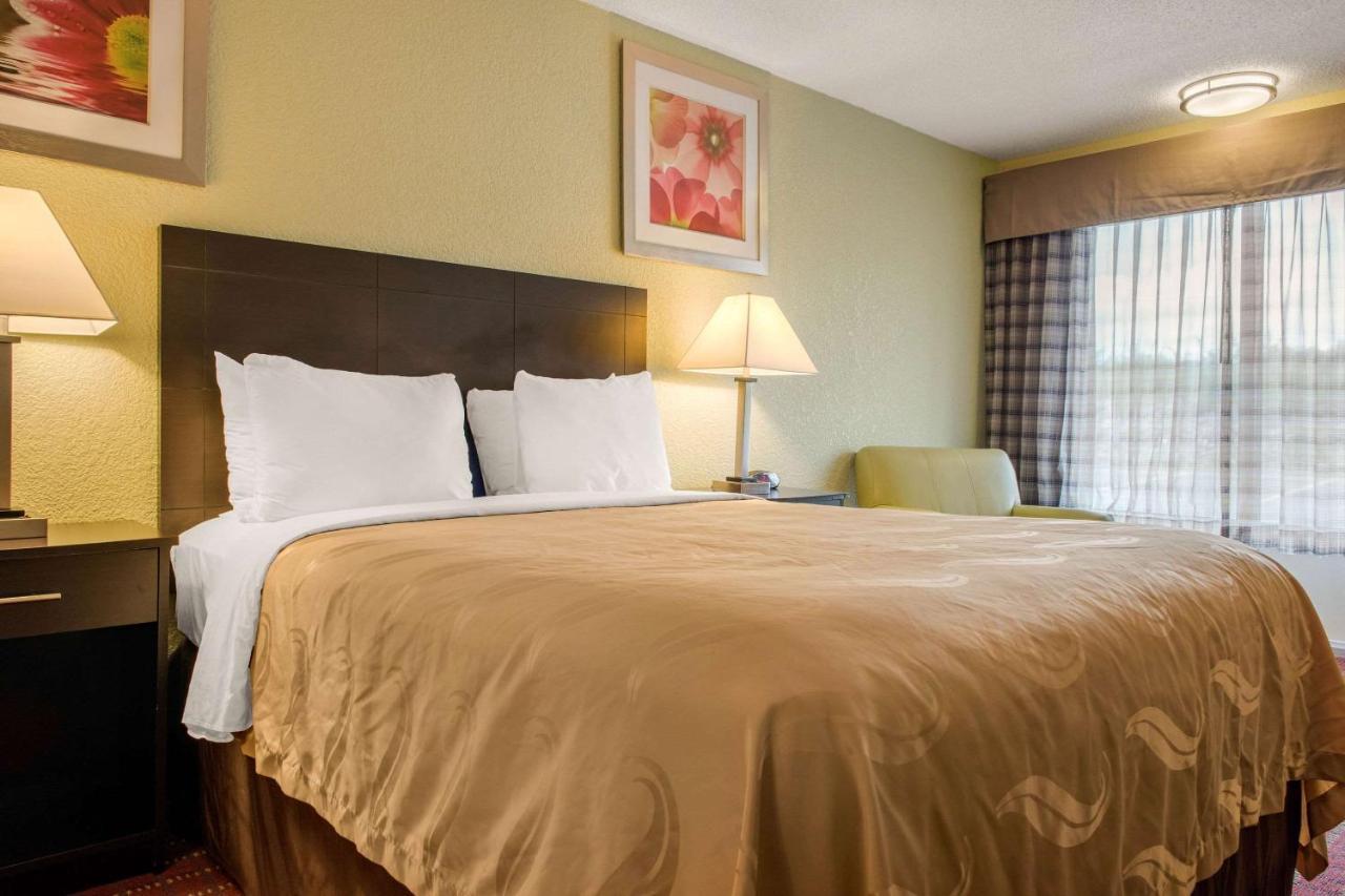 Huntingburg Quality Inn מראה חיצוני תמונה