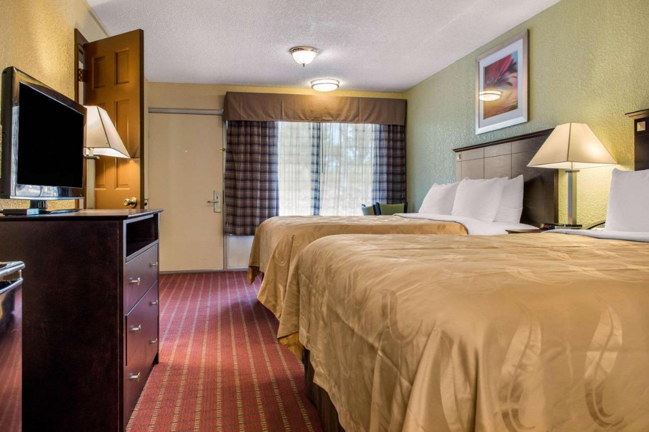 Huntingburg Quality Inn מראה חיצוני תמונה