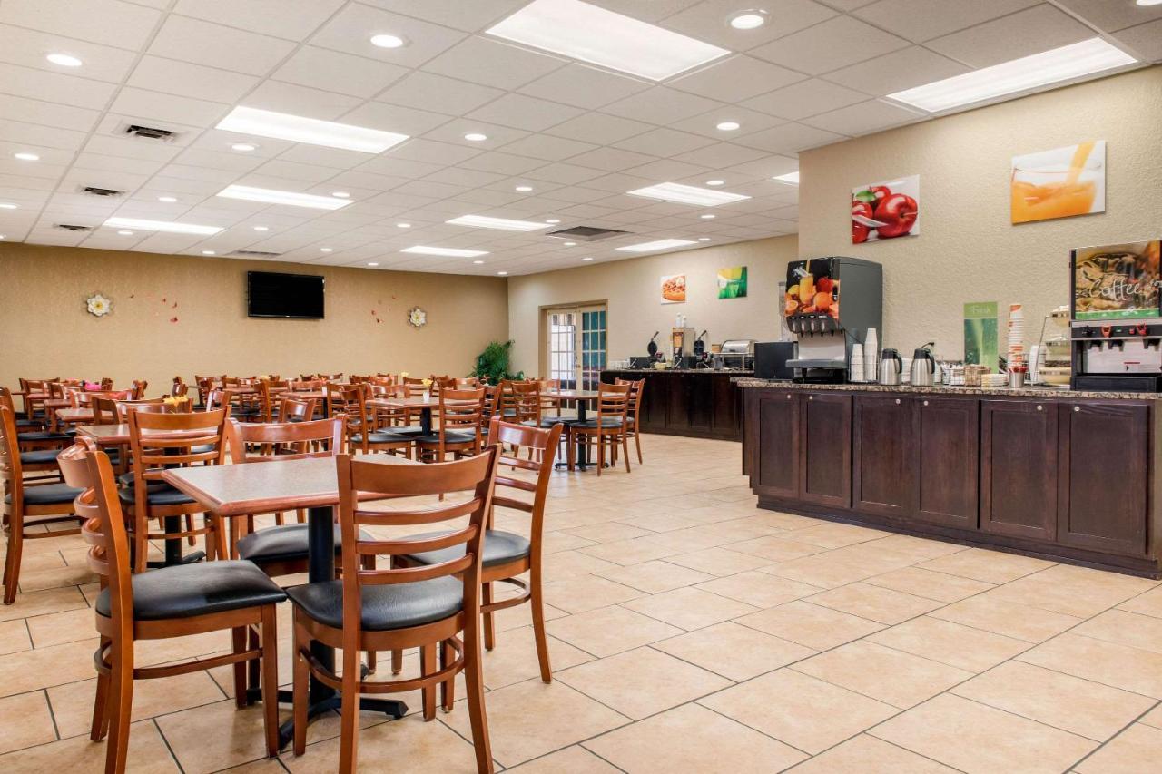 Huntingburg Quality Inn מראה חיצוני תמונה